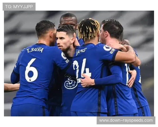 切尔西世俱杯加时连入三球逆转本菲卡，雷暴中断两小时